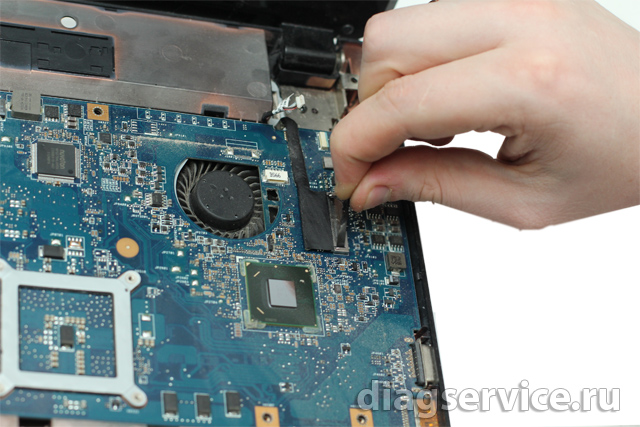 ремонт материнской платы ноутбука 15,6’’ Gamer ноутбук DNS 0133841